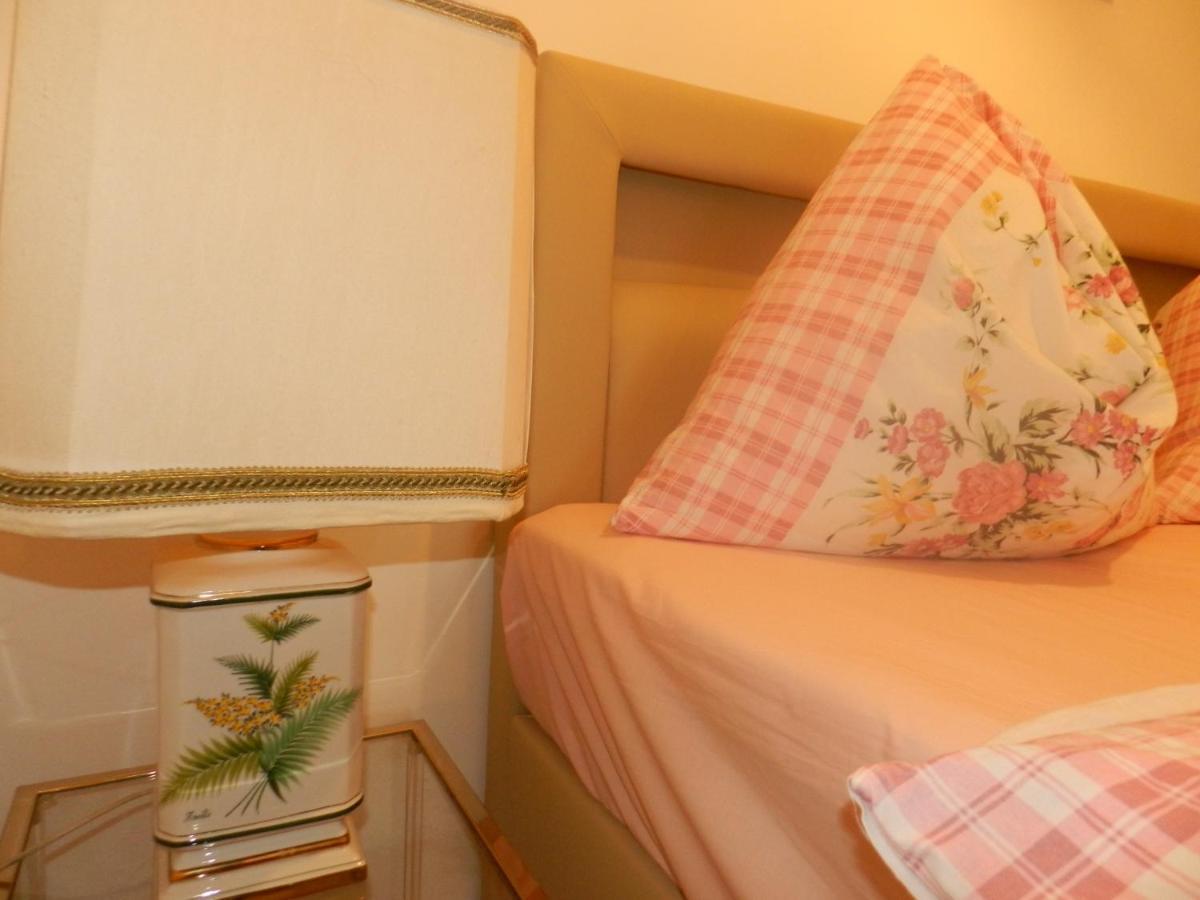 Klassik And Sunny Apartment! Вена Экстерьер фото